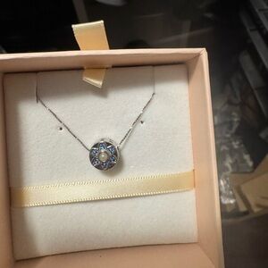 It’ Pearl Time Elegant Silver and Blue Necklace